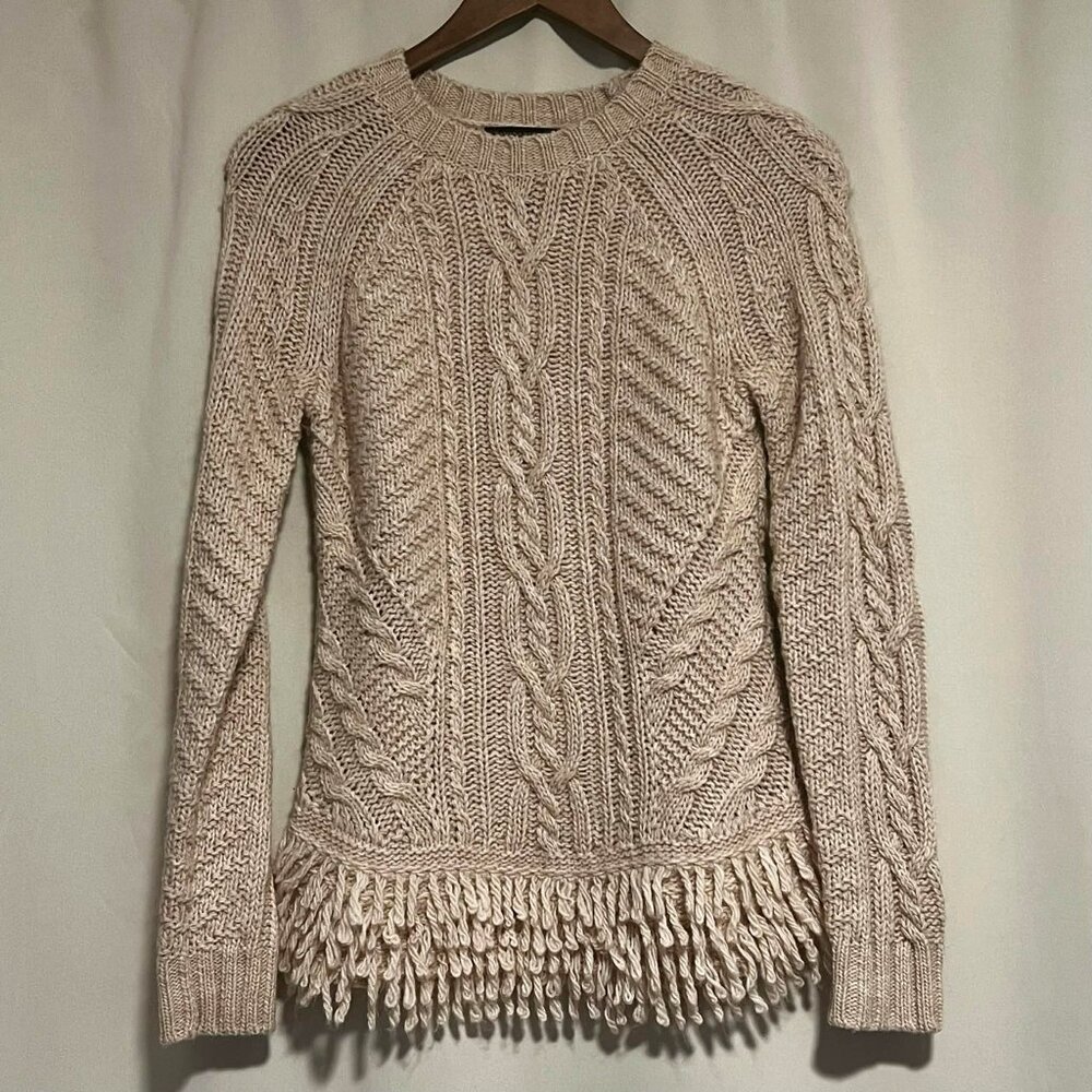 Banana Republic Cable Knit Sweater Fringe Hem Beige/Oatmeal Size S